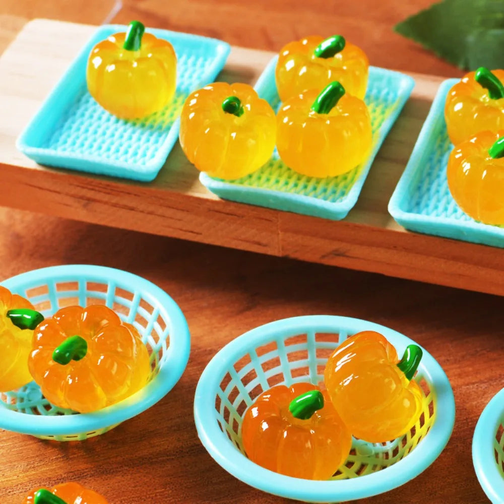 🎃 Mini Resin Pumpkin Ornaments