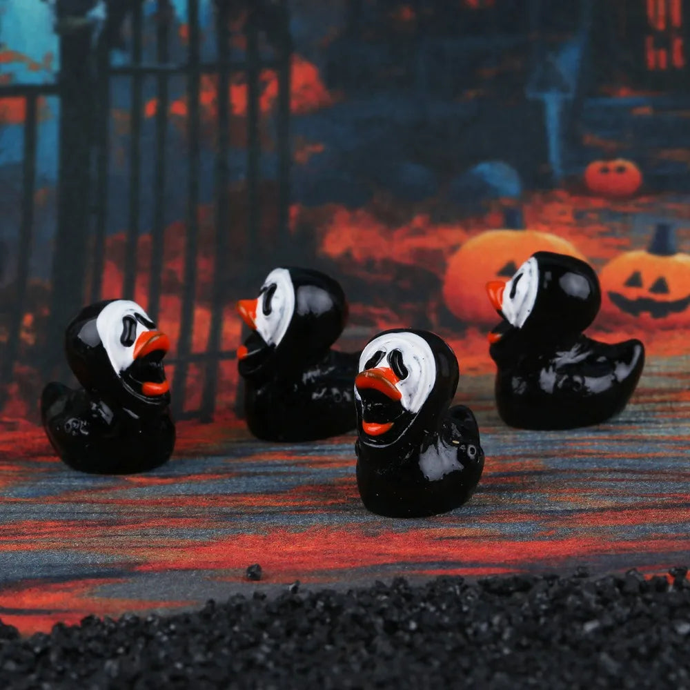 🎃 Halloween Pumpkin Duck Resin Ornaments